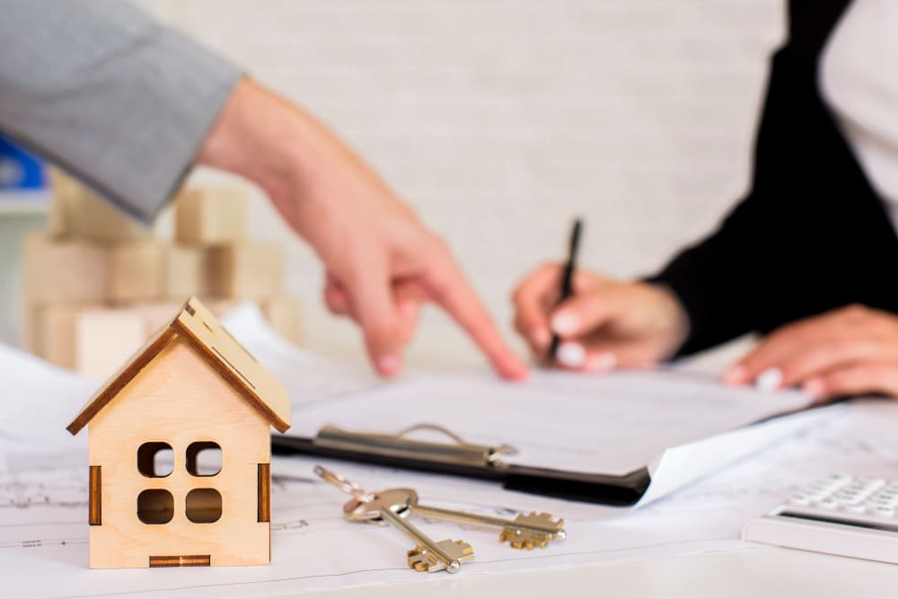 Itaú reúne imóveis residenciais em leilão com opções em 17 estados